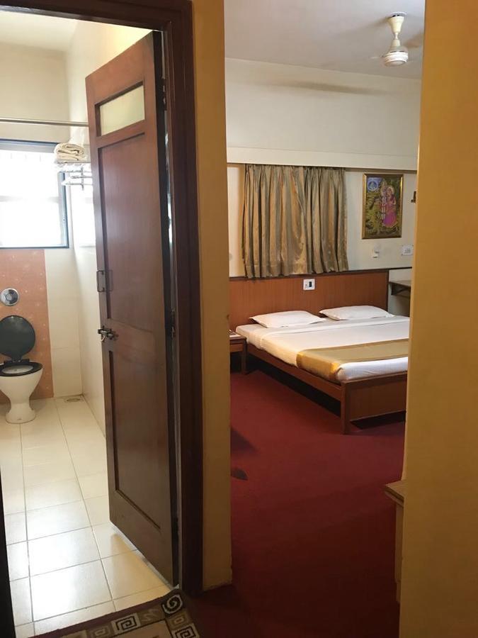 Hotel Swaroop Pune Exterior foto